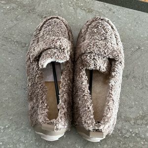 KLOUD LEISURE WINTER PLUSH SLIP-ON
OUTDOOR LOAFER SHOES